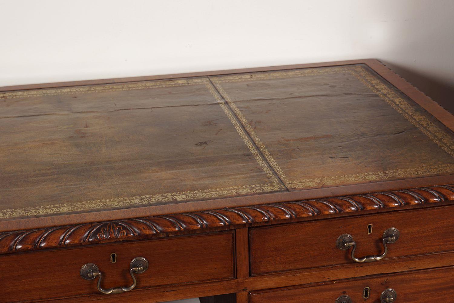 19TH-CENTURY MAHOGANY CHIPPENDALE WRITING DESK - Image 3 of 4