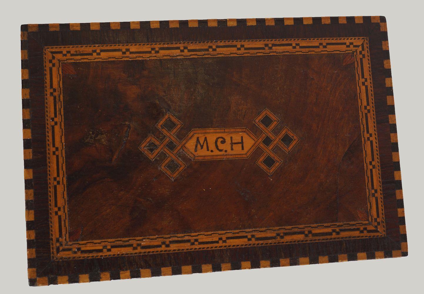 19TH-CENTURY WALNUT & DENTIL INLAID JEWELLERY BOX - Image 2 of 3