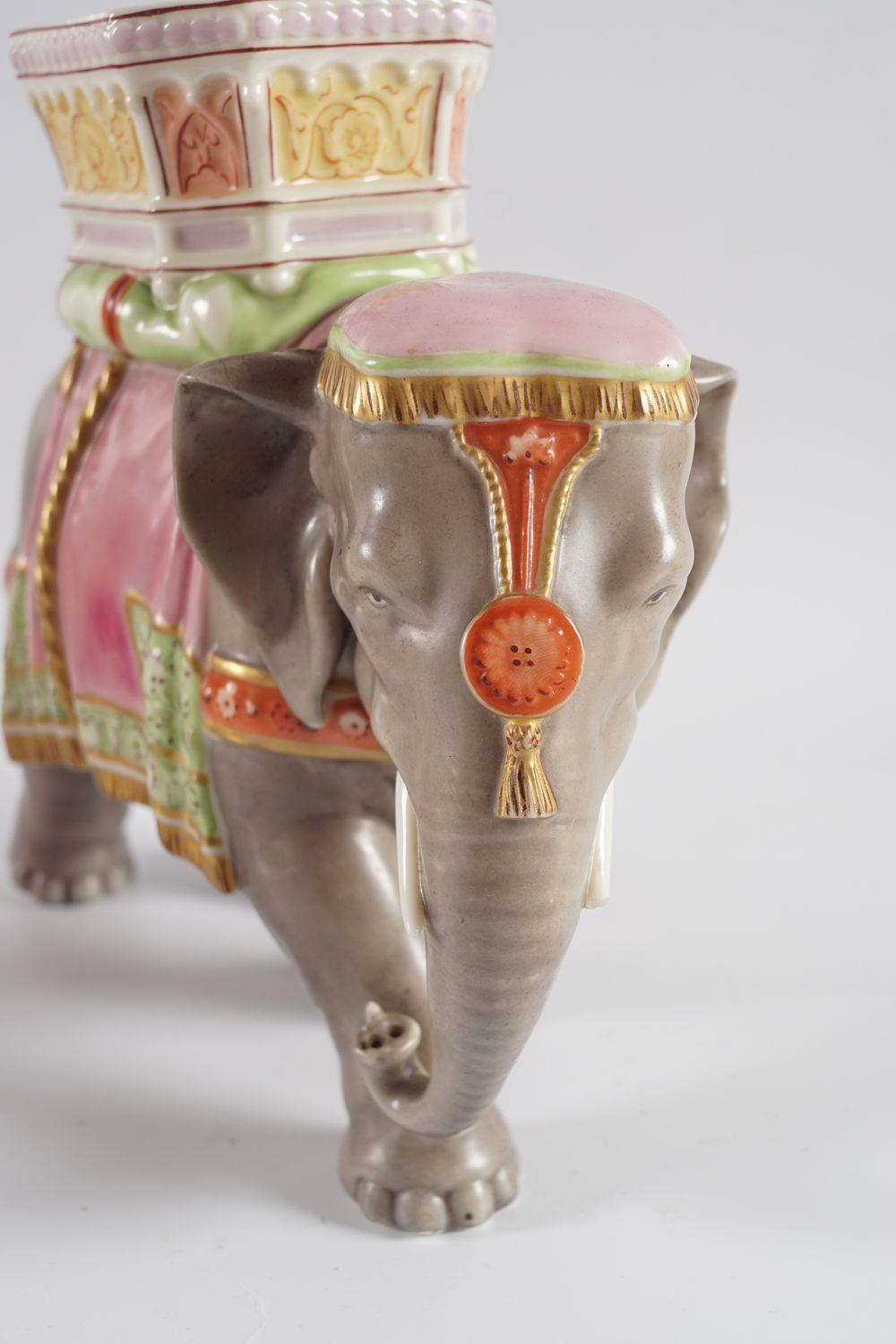 ROYAL WORCESTER ELEPHANT - Bild 2 aus 2