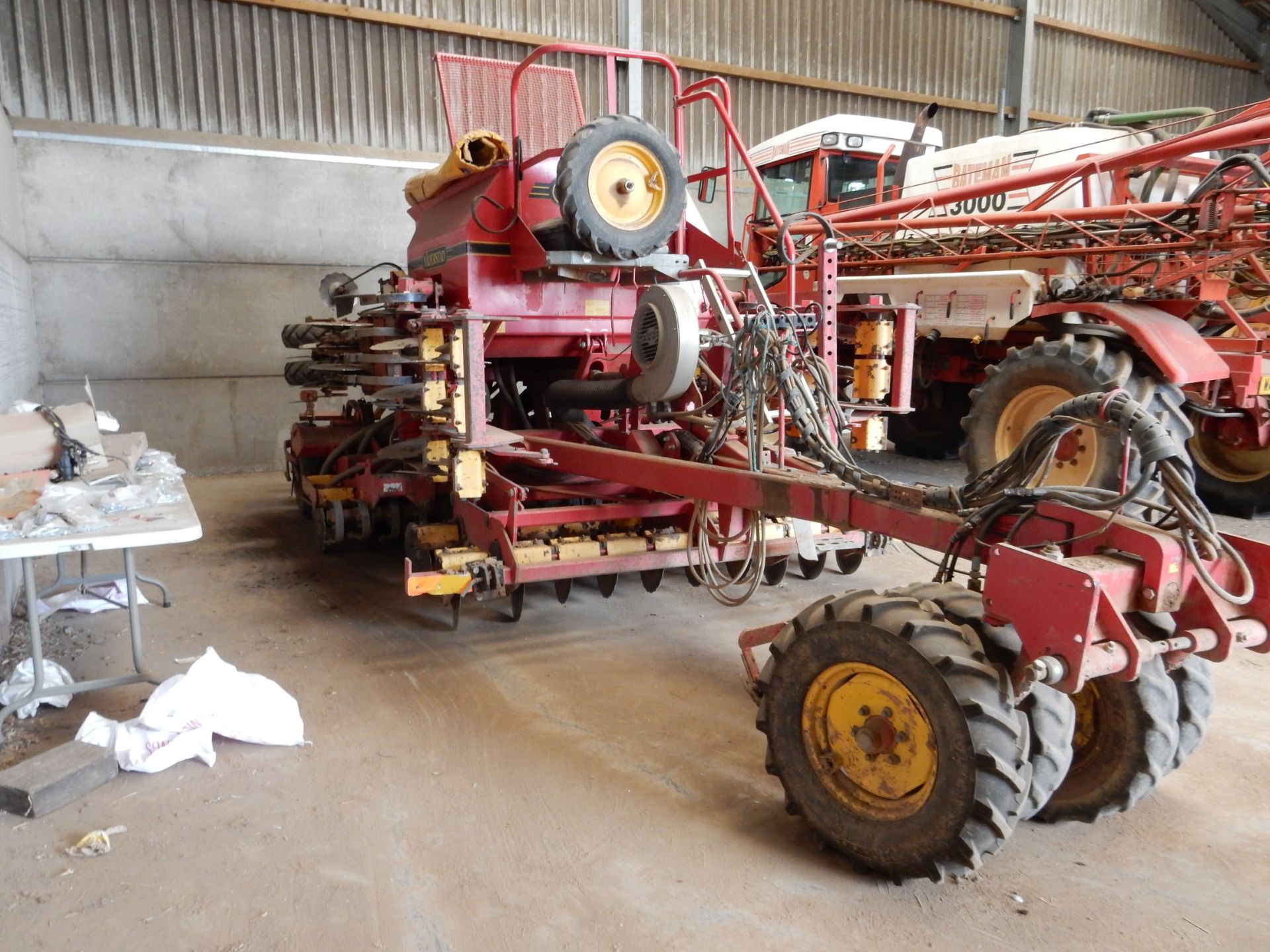 Vaderstad Rapid A4005 4m combination drill with hydraulic fan (2004) - Image 5 of 5