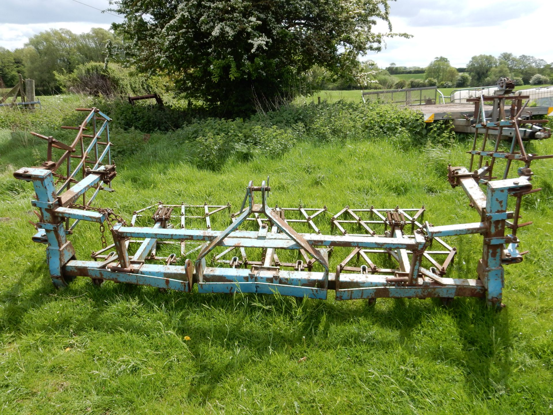 14ft crab harrows on frame