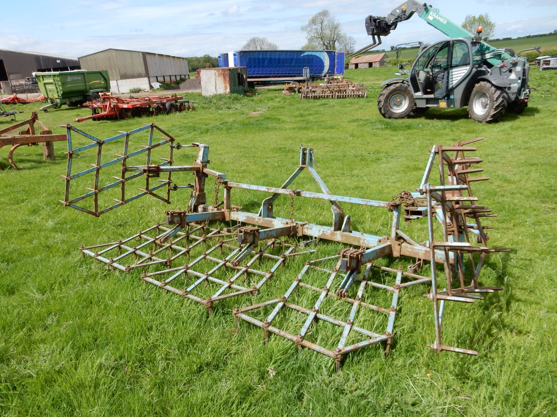 14ft crab harrows on frame - Image 2 of 3