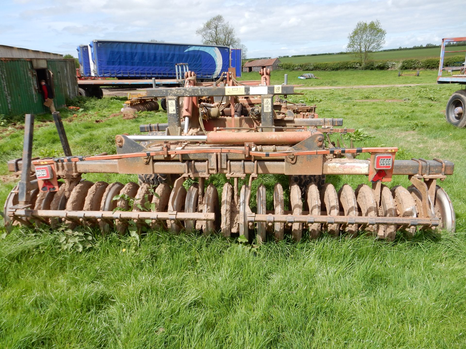 Gregoire Besson tillage train - Image 3 of 4