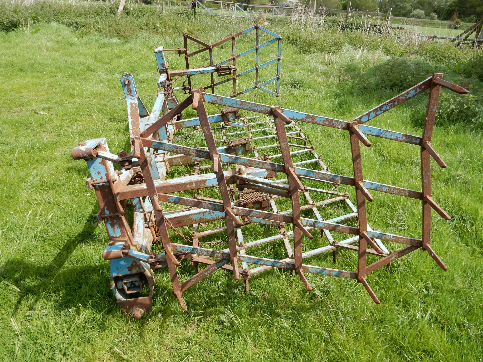 14ft crab harrows on frame - Image 3 of 3