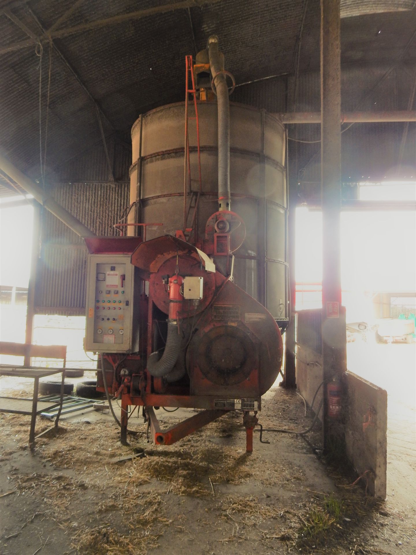 MillMaster Grain Drier (2002), 15 tonne per hour capacity. Oil fired with electric fans. - Image 2 of 2