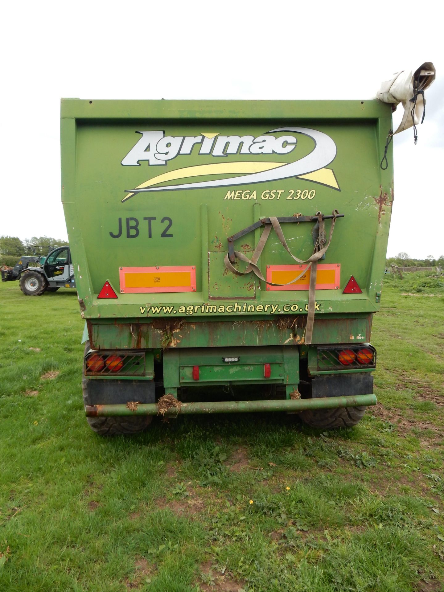 Agrimac Mega GST 2300 (2010) twin axle trailer on floatation tyres. - Image 4 of 4