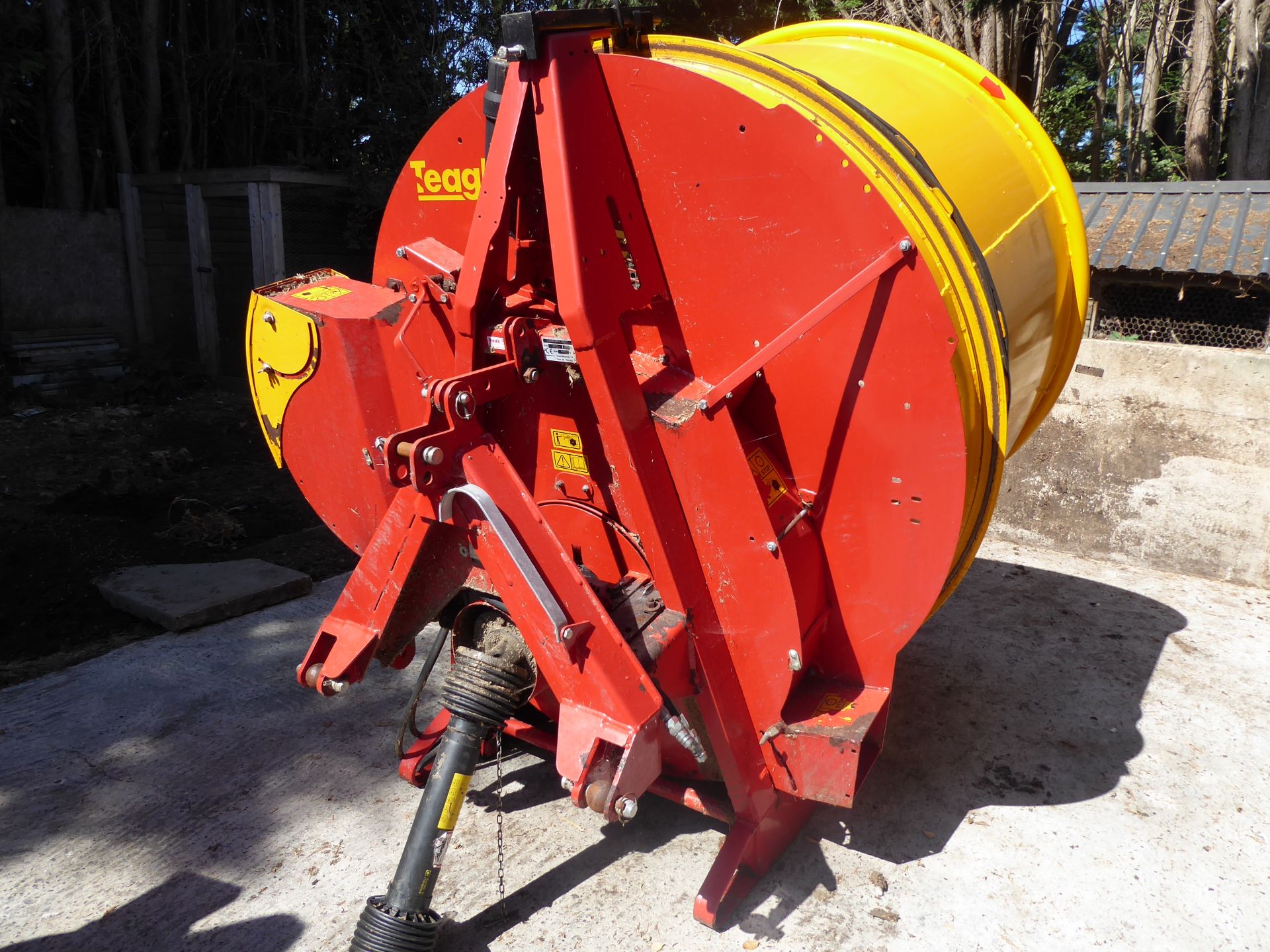 Teagle Tomahawk 4040 Round Bale Straw Ch - Image 7 of 7