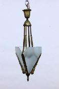 ART DECO DECKENLAMPE. Vergoldetes