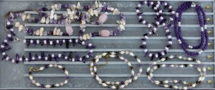 LOT VON 6 AMETHYST-HALSKETTEN teils