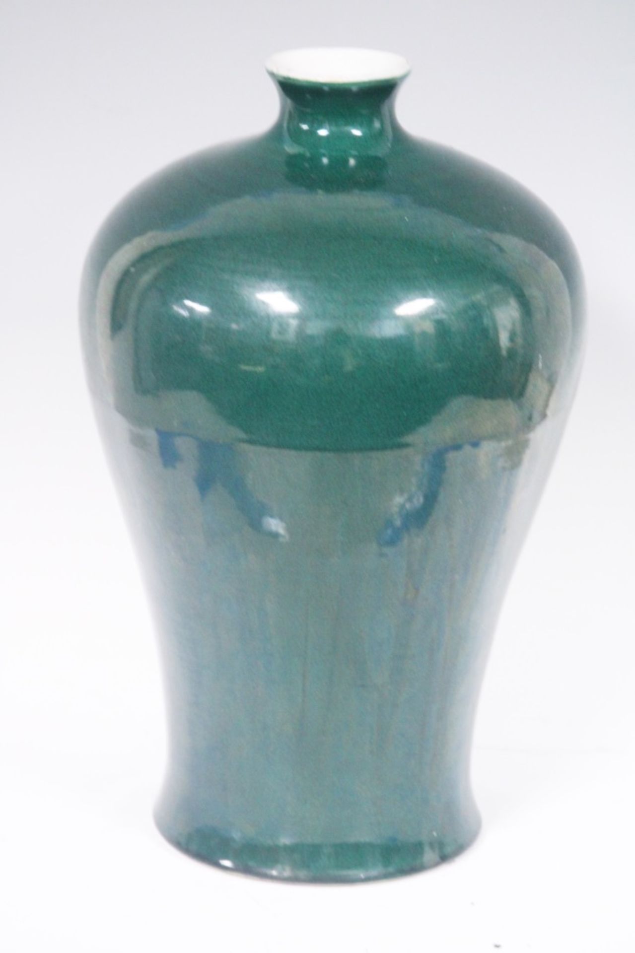 CHINESE VINTAGE GREEN FLAMBE VASE