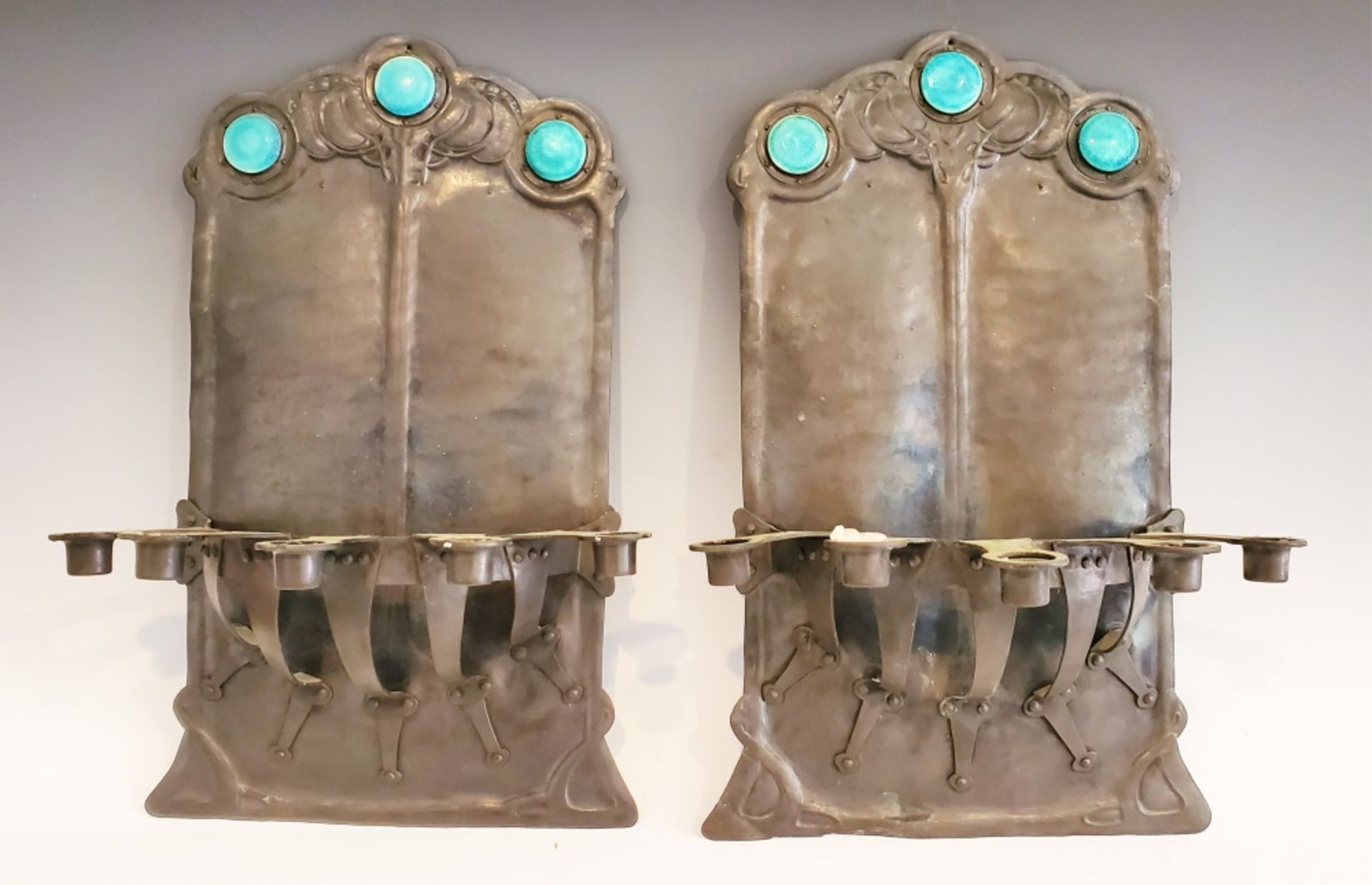 PAIR OF ENGLISH ARTS & CRAFTS PEWTER SCONCES - Image 2 of 9