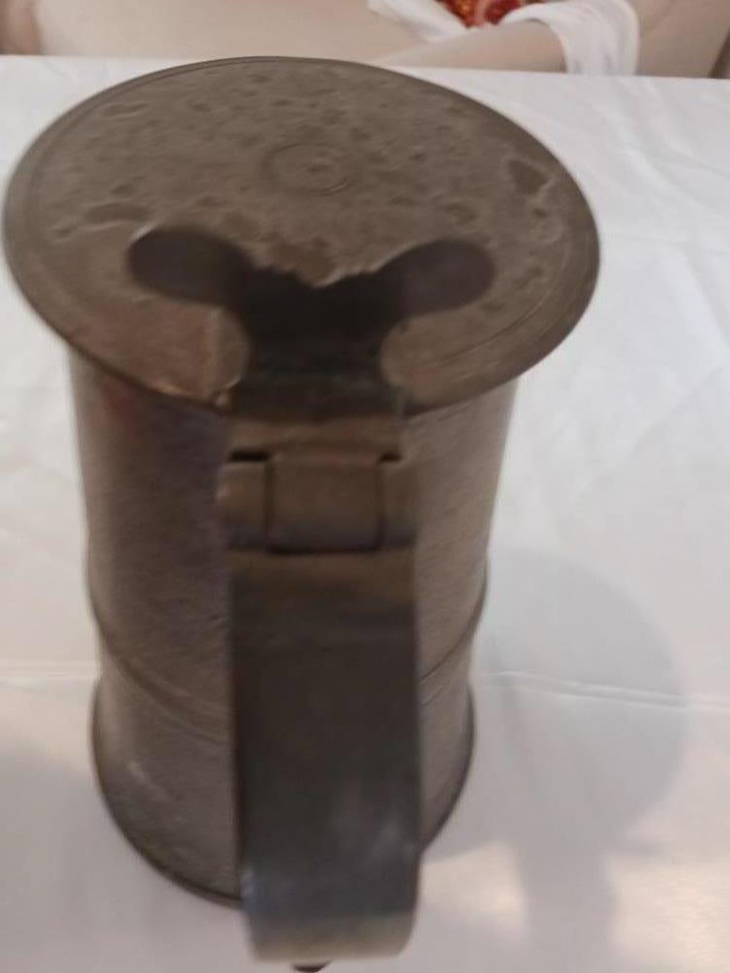 EARLY PEWTER FLAGON W/ ROLLED HANDLE - Image 4 of 7