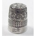 A Charles Horner 'The Dorcas' sterling silver thimble in original box