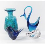 A Wedgwood glass bird together with a glass swan and badger plus a blue Medina glass vase, 16cm