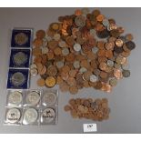 A quantity of UK pre-decimal and decimal coinage including: farthings, half-pennies, pennies,
