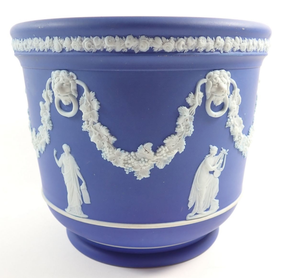 A Wedgwood Jasperware jardinière, 18cm high - Image 2 of 2