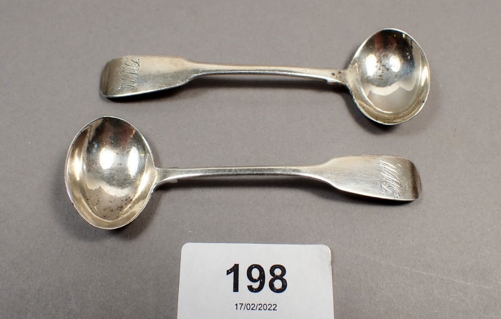 A pair of Irish silver salt spoons, Dublin 1928, by IB