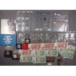 A miscellaneous lot of decimal coinage, tokens, banknotes and others including: decimal 1/2