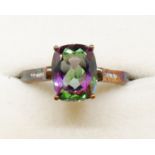 A 9 carat gold ring set purple to green colour change stone, 3.4g, size N to O