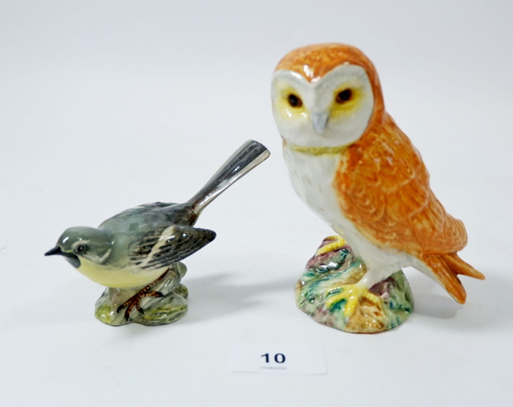 A Beswick barn owl and a Grey Wagtail