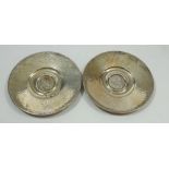 Two Greek silver pin dishes inset classical busts, total weight 181.9g