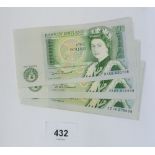 Ten uncirculated £1 notes signed by DHF Somerset