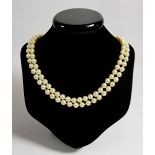 A long string of pearls, 86cm long