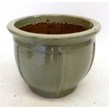 A large green garden pot, 42 x 52cm