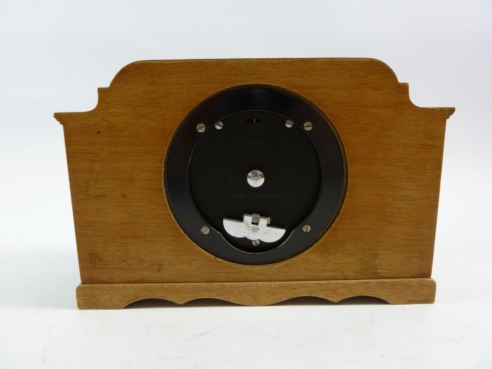 An Elliott walnut cased mantel clock, 21.5cm wide - Image 2 of 2
