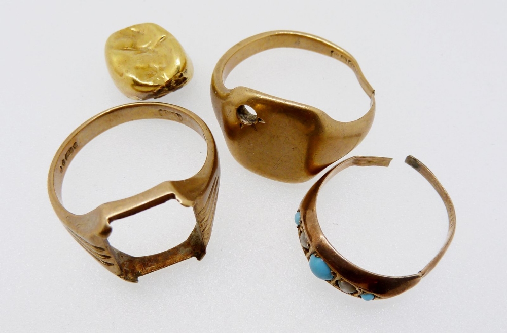 An Edwardian 9 carat turquoise ring a/f and two other 9 carat gold rings a/f 10g plus a gold tooth