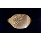 A 9 carat gold gentleman's signet ring, 2.9g size T to U
