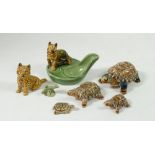A Wade dog pipe rest and various other Wade
