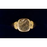 A 9 carat gold child's signet ring, 1.4g, size L
