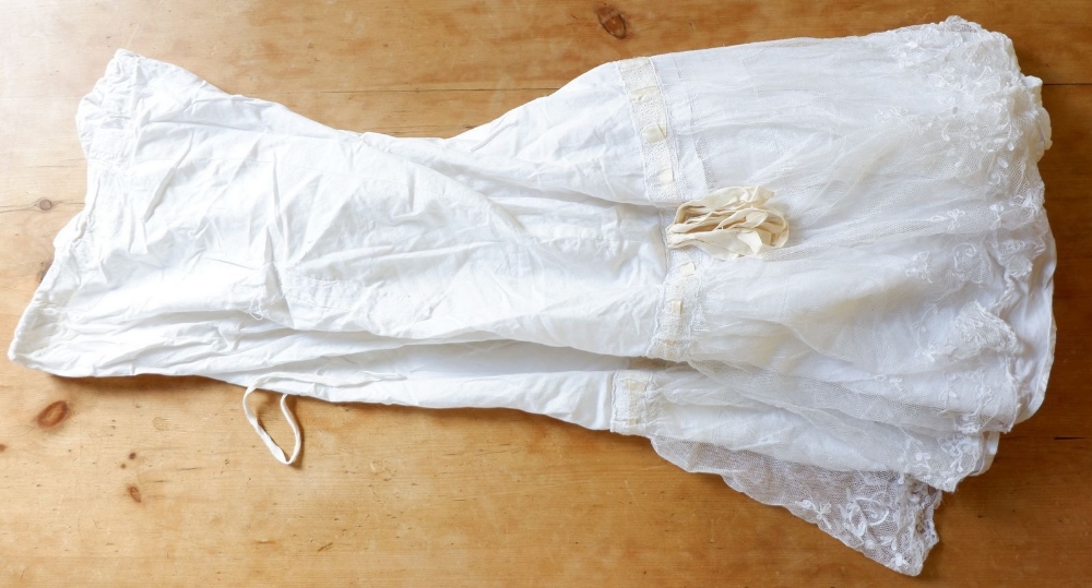 A quantity of Victorian white petticoats, aprons etc. - Image 3 of 5