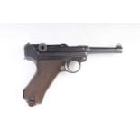 Ⓕ (S5) 9mm Para Luger semi-automatic pistol dated 1918, manufactured Erfurt, chequered wood grips