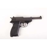 Ⓕ (S5) 9mm Walther P38 semi automatic pistol, no. 002431E, with two magazines, in patent leather