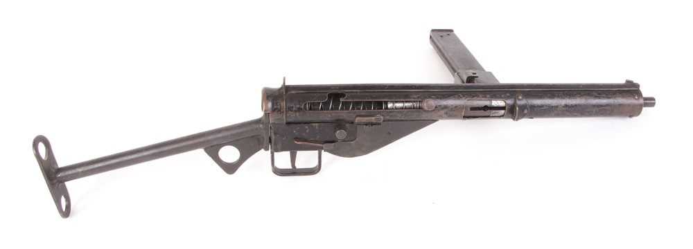 9mm Sten MC MkIII sub-machine gun, detachable shoulder stock, stick magazine, no. 58391 -