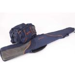 Beretta padded shotgun slip in blue and orange finish together with a matching shooter's bag (2)