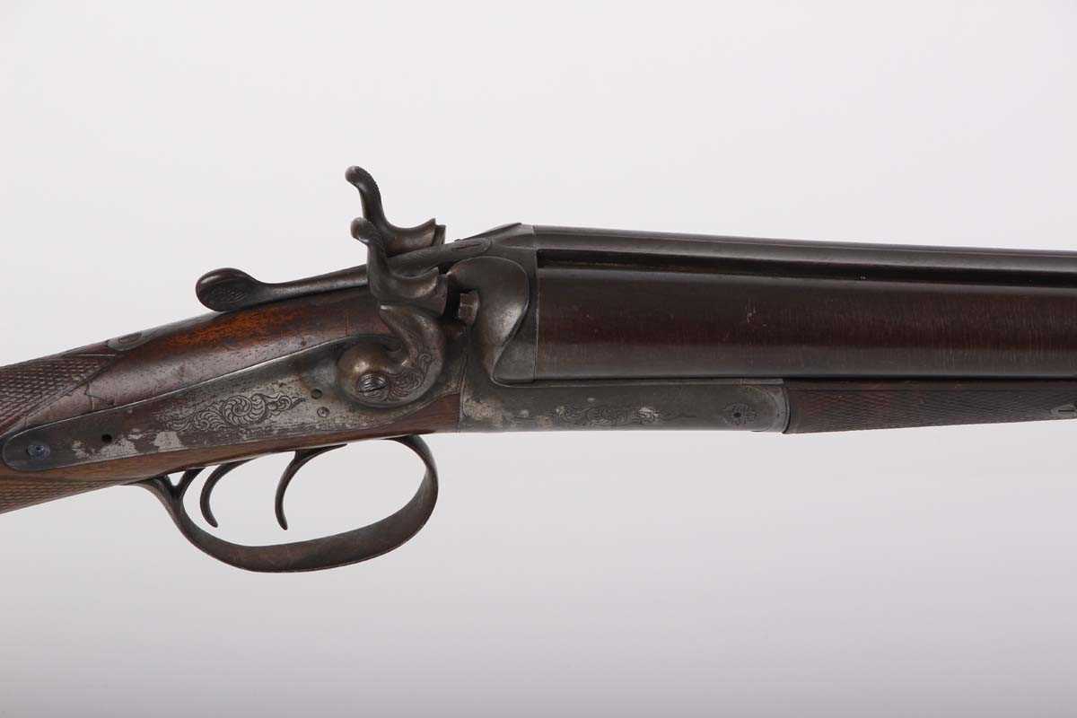 12 bore Belgian double hammer gun, 30 ins damascus barrels, engraved round body and back action - Image 3 of 6