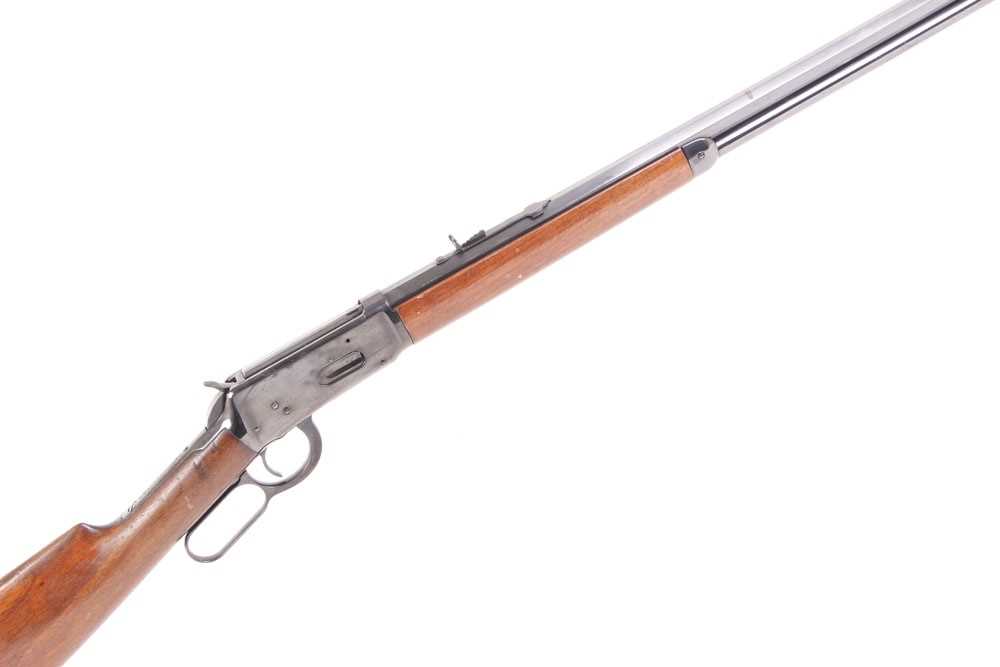 (S58) .32-40 Winchester Model 1894 lever action rifle, 24½ ins octagonal barrel with blade and