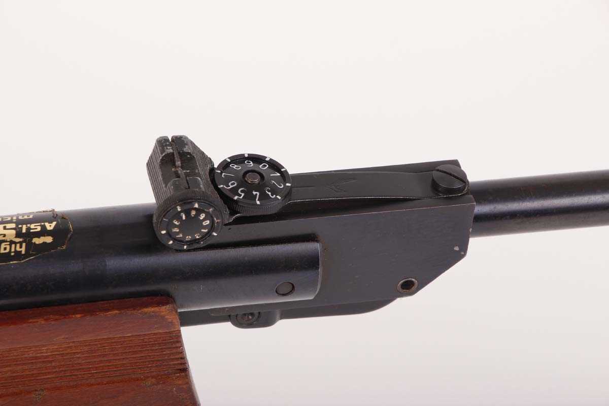 .22 Gamo Sniper break barrel air rifle, hooded blade and ramp foresight, adjustable rear sight, - Image 4 of 7