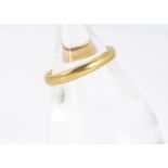 A 22ct gold D shaped wedding band, 2.9mm, ring size L 1/2, 3g