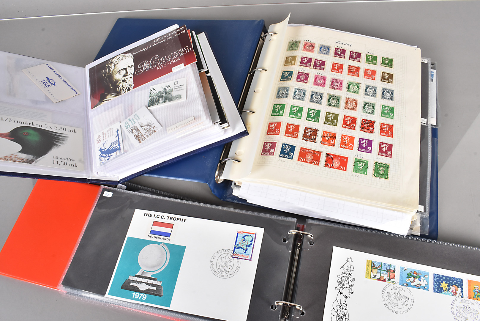 Assortment of stamps, to include four Royalty albums, Bird Interest, G.B Presentation packs, various