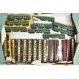 Tri-ang TT Gauge Mainline Coaches, BR SR green (9, two boxed), WR chocolate and cream (8, one