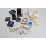 A quantity of cased silver and costume jewellery, including turquoise Thomas Sabo bracelet, French