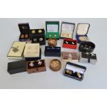 A quantity of cased gentleman's cufflinks and jewellery, including two pairs of Christopher