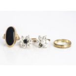 Four 9ct gold rings, including a paste set claw set cluster ring, ring size , another with a