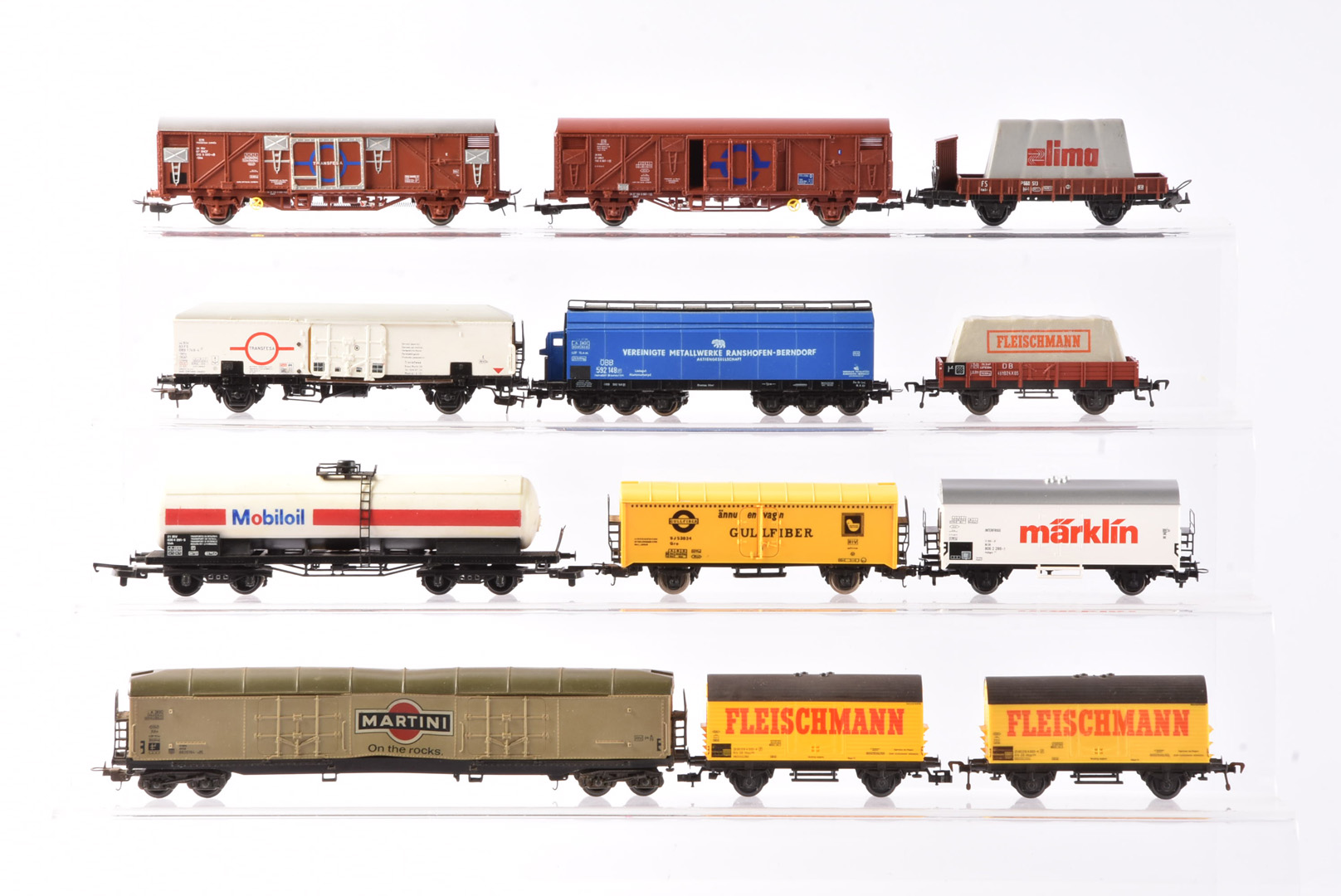 Continental HO Gauge Goods Wagons, a boxed/cased collection including tank wagons, sliding door - Image 2 of 3