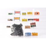 Hornby 0 Gauge style and Hornby-Dublo and Tri-ang OO Gauge new Container loads for flat trucks and