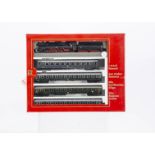 Rivarossi HO Gauge 0304 International Milano-Hamburg Train Pack, comprising DB black 4-6-2 10001